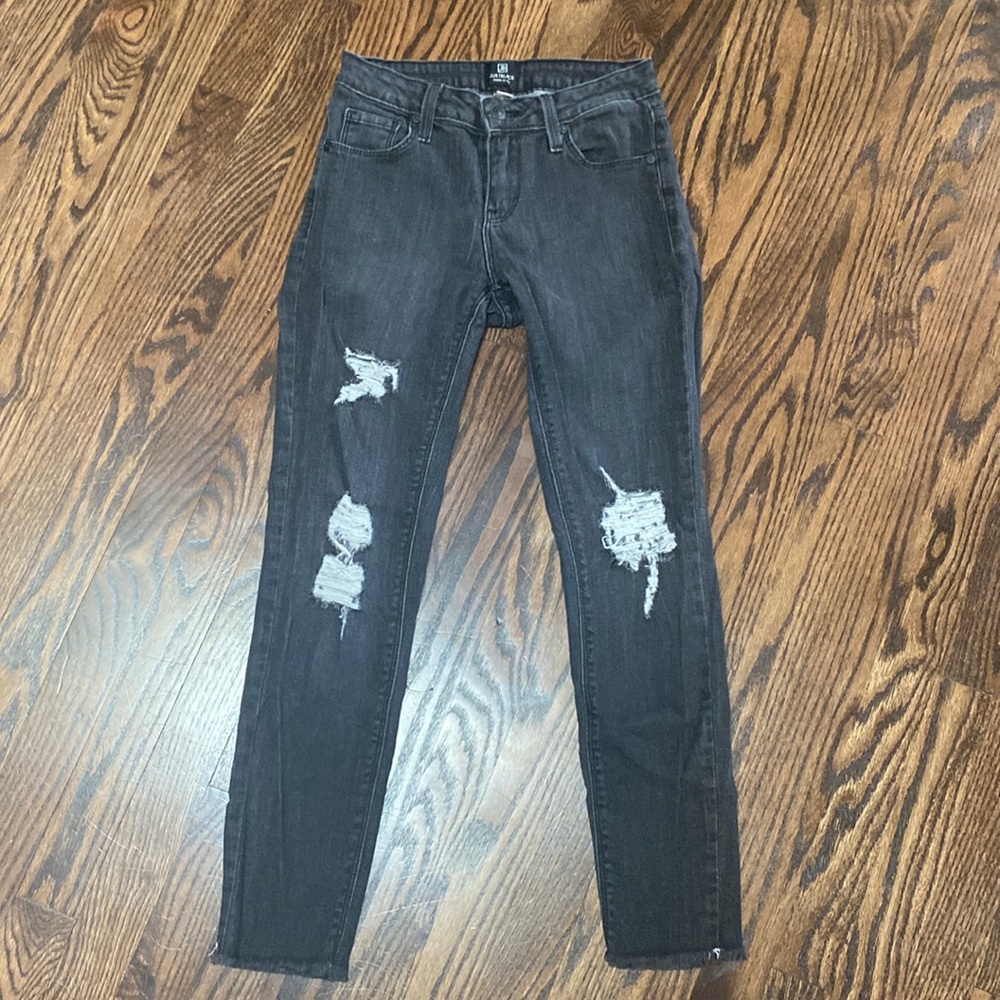Just Black skinny Distressed Stretch Jeans in faded black wash Size 25